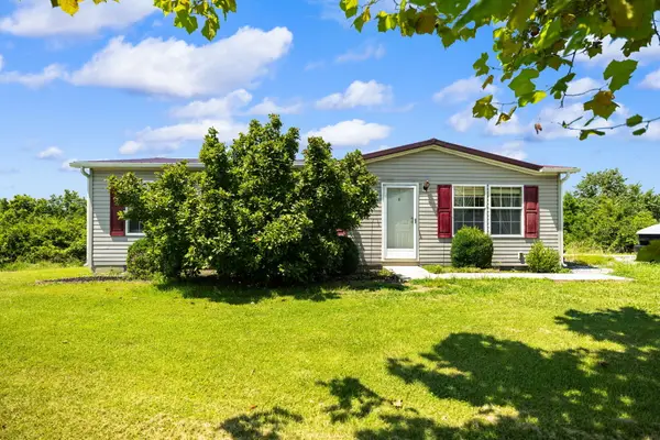 4389 Snake Lick Road, Berry, KY 41003
