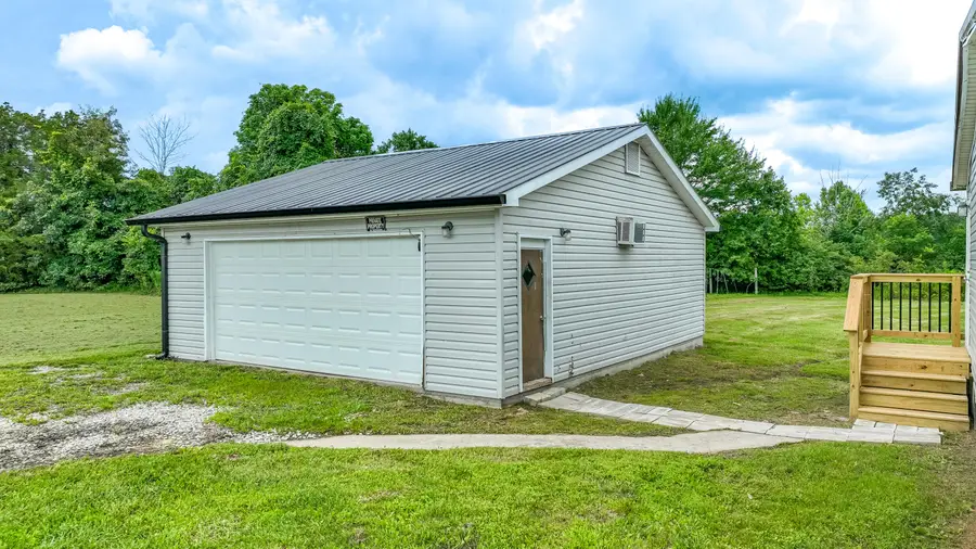412 Bethlehem Road, Waco, KY 40385 - #3