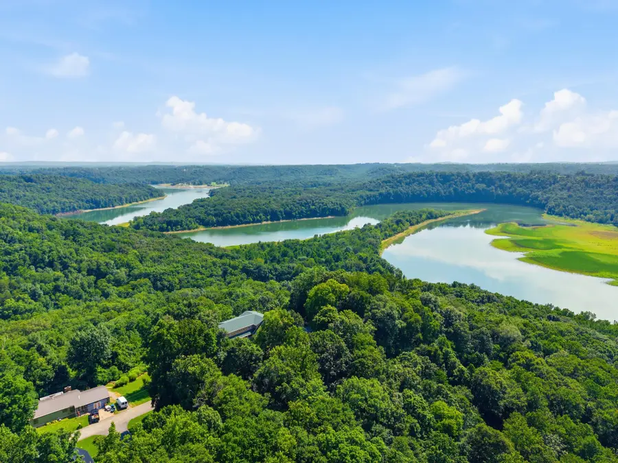 3934 Hickory Hill Drive, Somerset, KY 42503 - #2