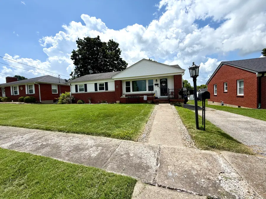 404 College Manor, Harrodsburg, KY 40330 - #2