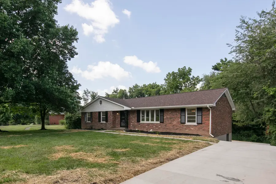 3479 Lansdowne Drive, Lexington, KY 40517 - #2