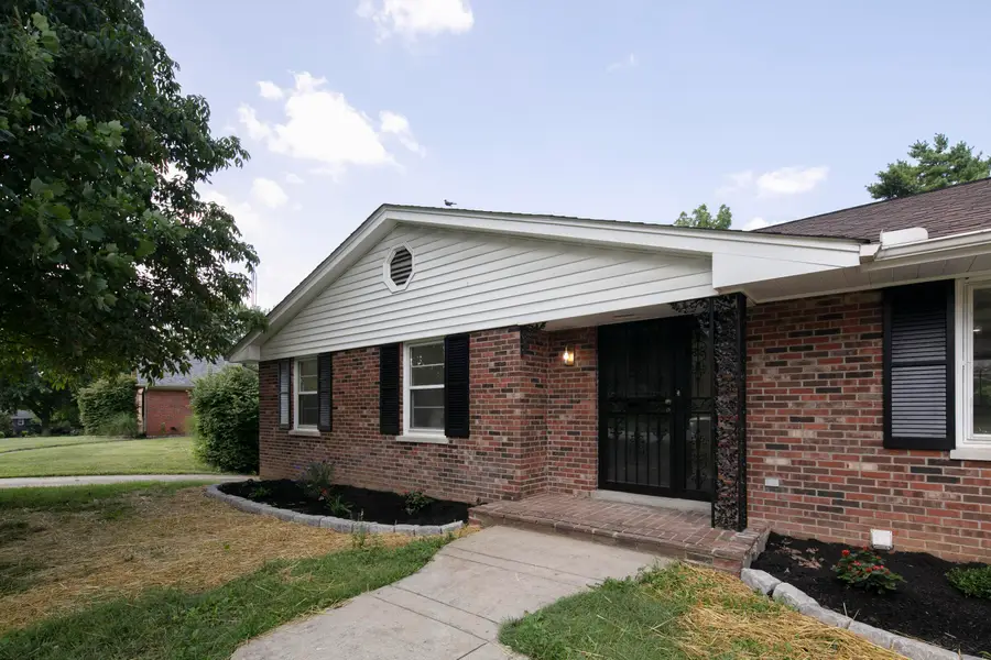 3479 Lansdowne Drive, Lexington, KY 40517 - #3
