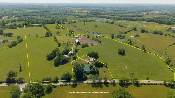 6236 Mccowans Ferry Road, Versailles, KY 40383