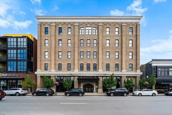 369 E Main Street #302, Lexington, KY 40507