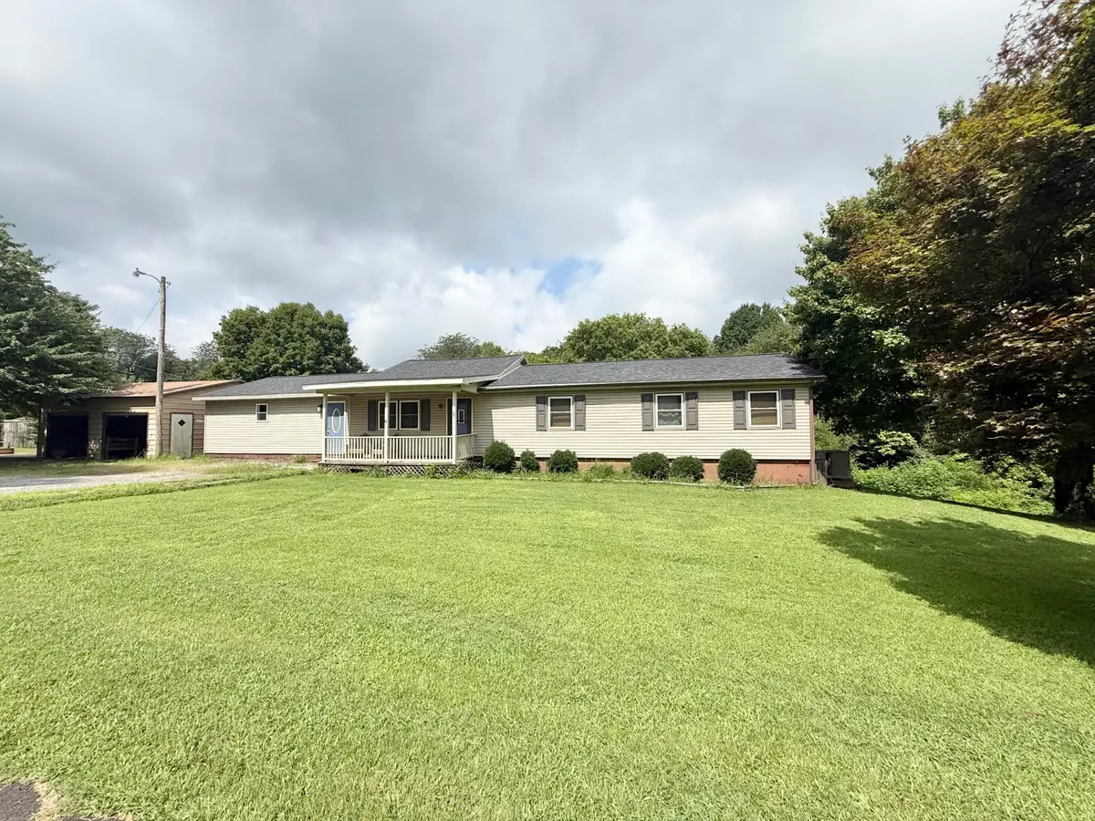468 E Court Street, Bardwell, KY 42023 - #1