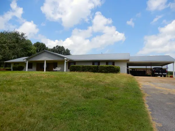 1875 State Route 384, Mayfield, KY 42066