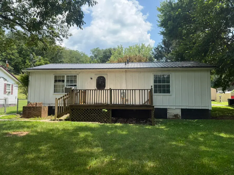 98 Cooper Street, Vanceburg, KY 41179 - #2