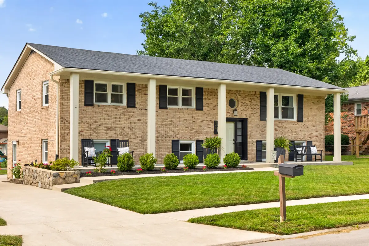 546 Crewe Court, Lexington, KY 40503 - #1