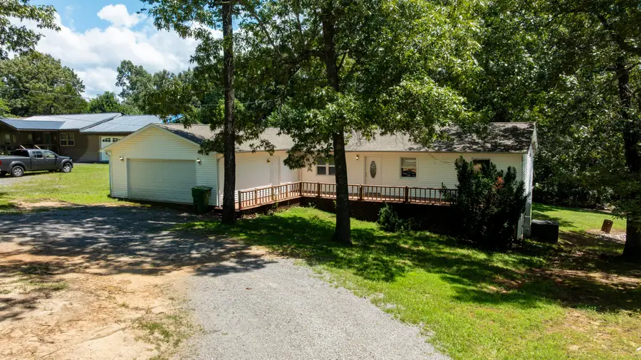 197 Dogwood Trail, Gilbertsville, KY 42044 - #2