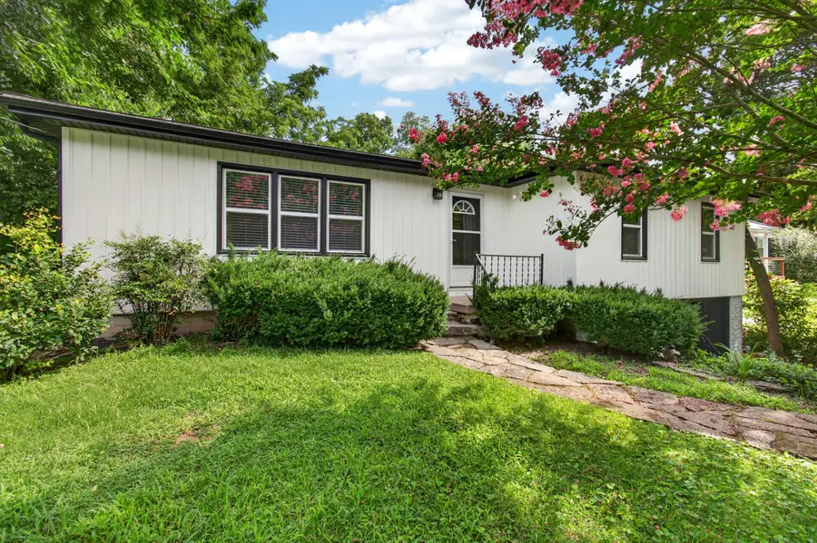 703 East Drive, Danville, KY 40422 - #2