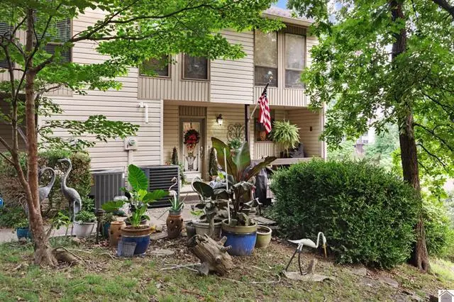 328 Champion Hills Road #17B, Kuttawa, KY 42055 - #2