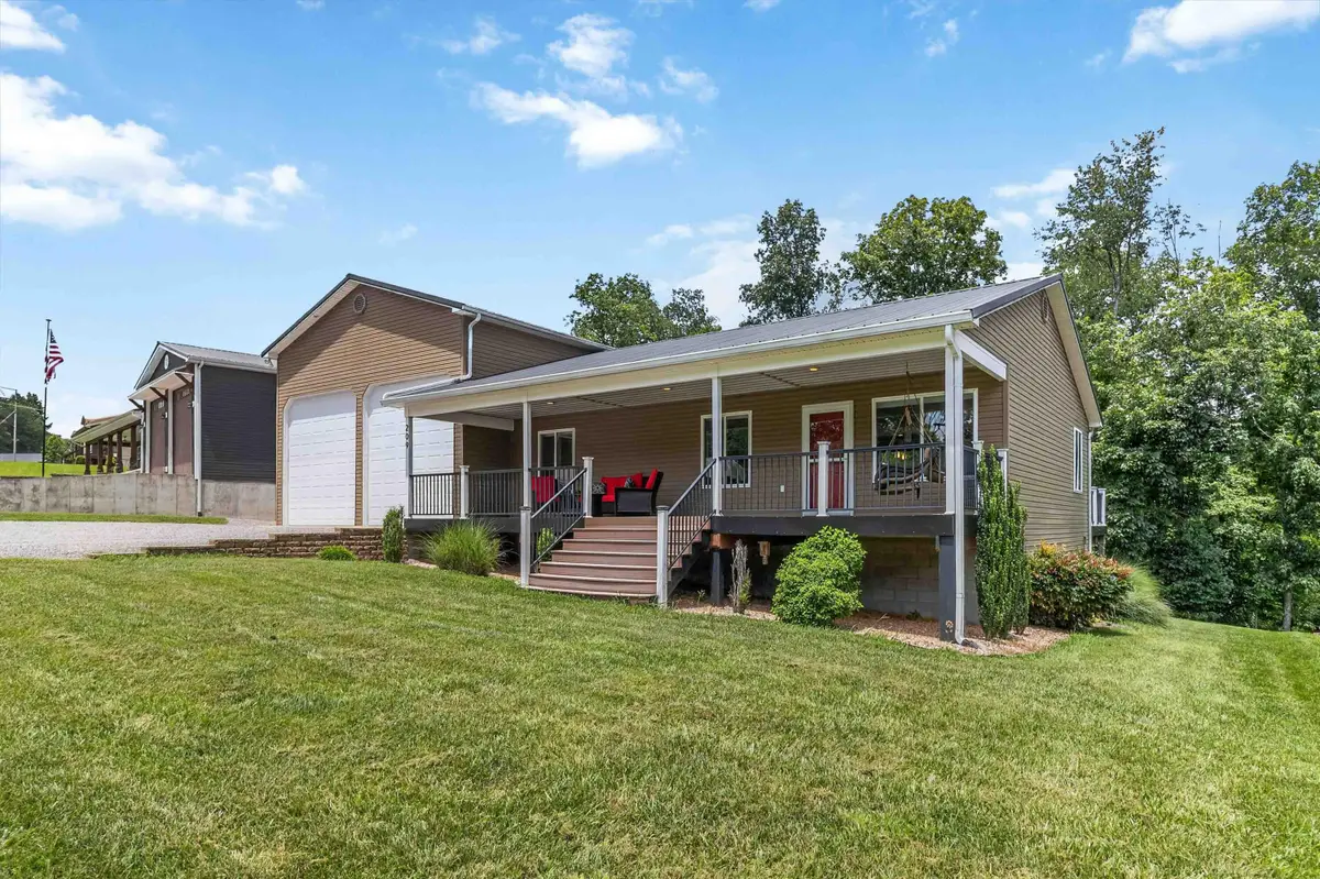 209 Indian Hills Drive, Russell Springs, KY 42642 - #1