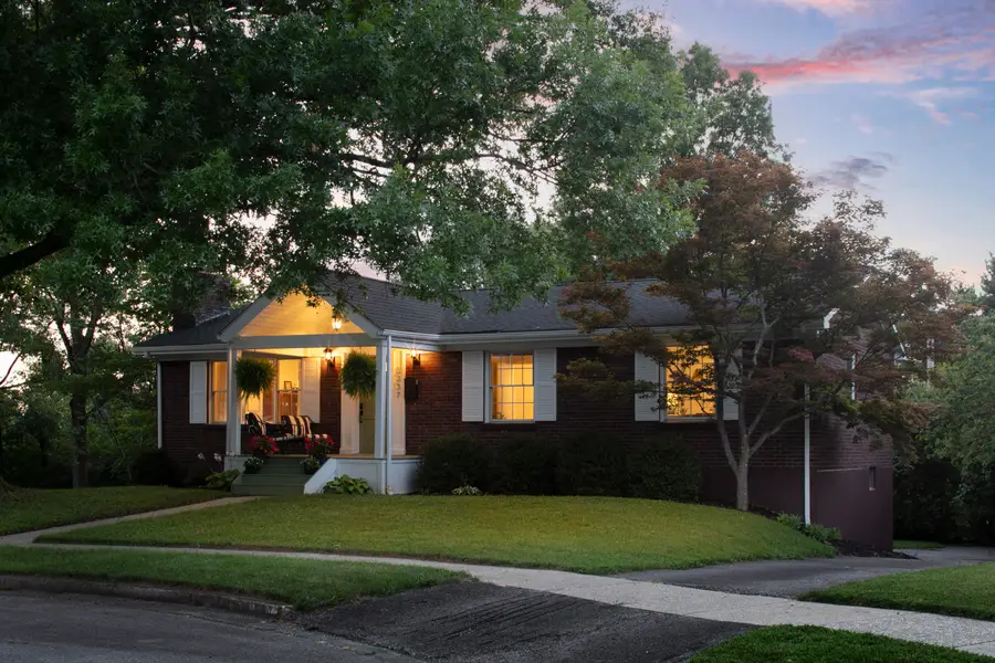 3337 Crown Crest Road, Lexington, KY 40517 - #3