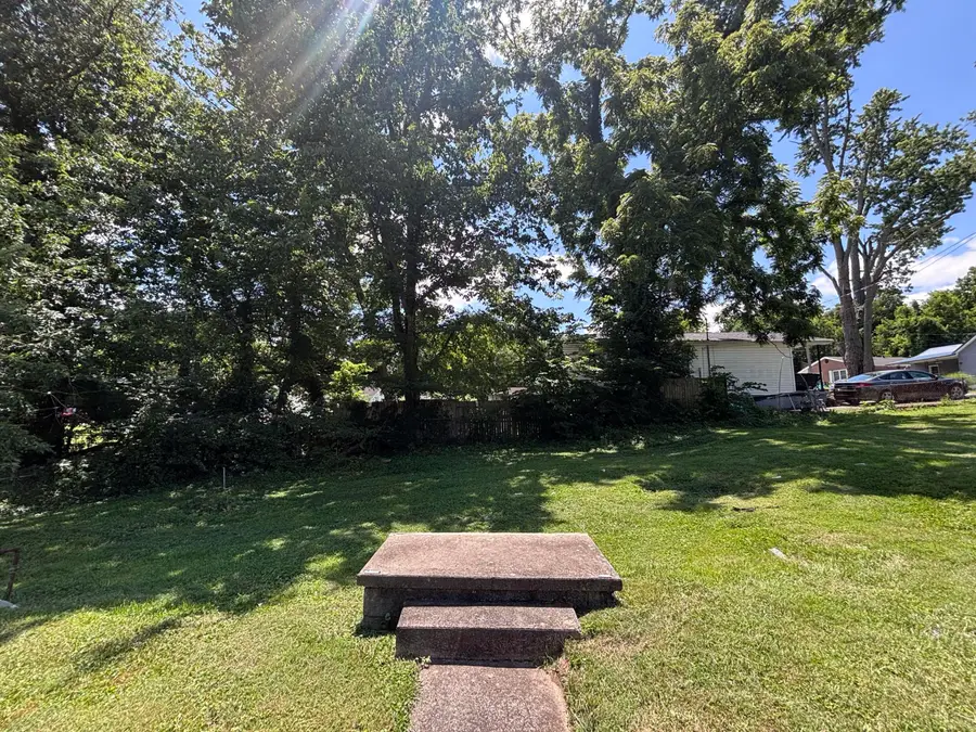 413 Marshall Street, Paris, KY 40361 - #3