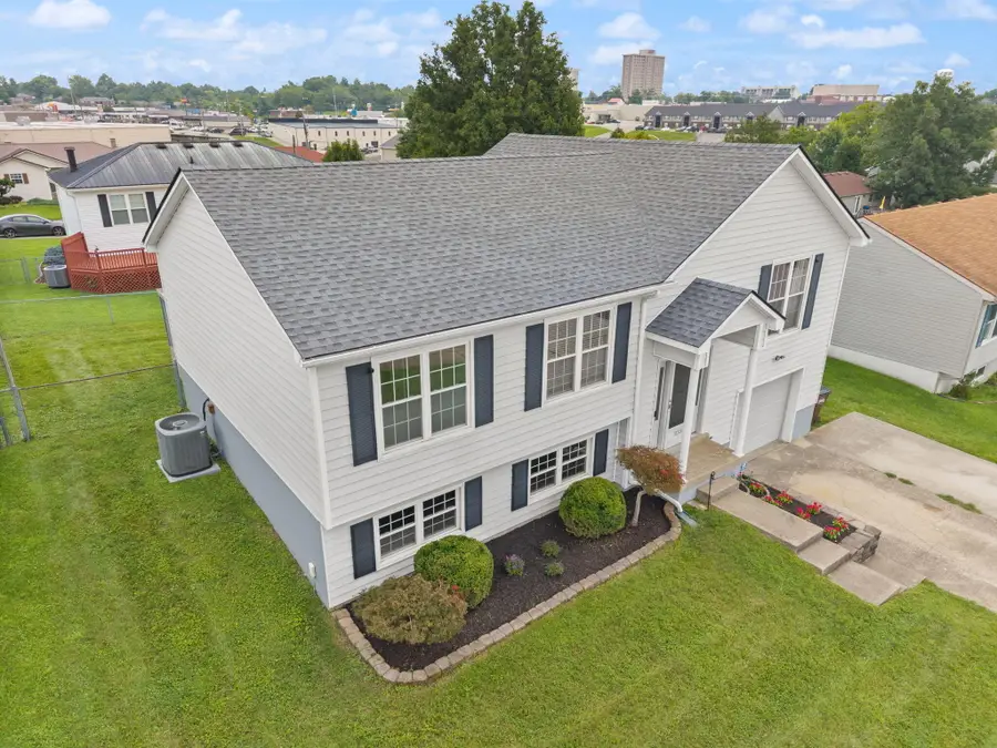 233 Brittany Circle, Richmond, KY 40475 - #2