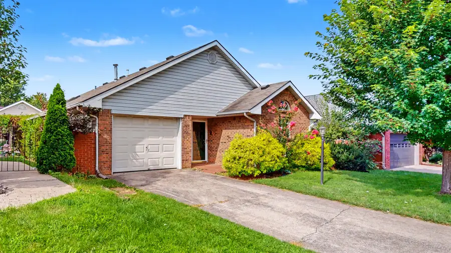 326 Retrac Road, Lexington, KY 40503 - #2