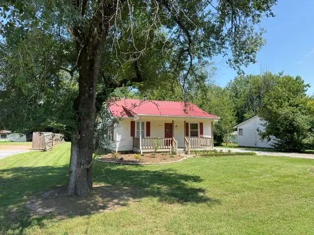 914 N 18th Street, Murray, KY 42071 - #2