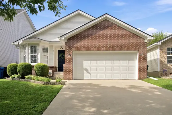 2724 Michelle Park, Lexington, KY 40511