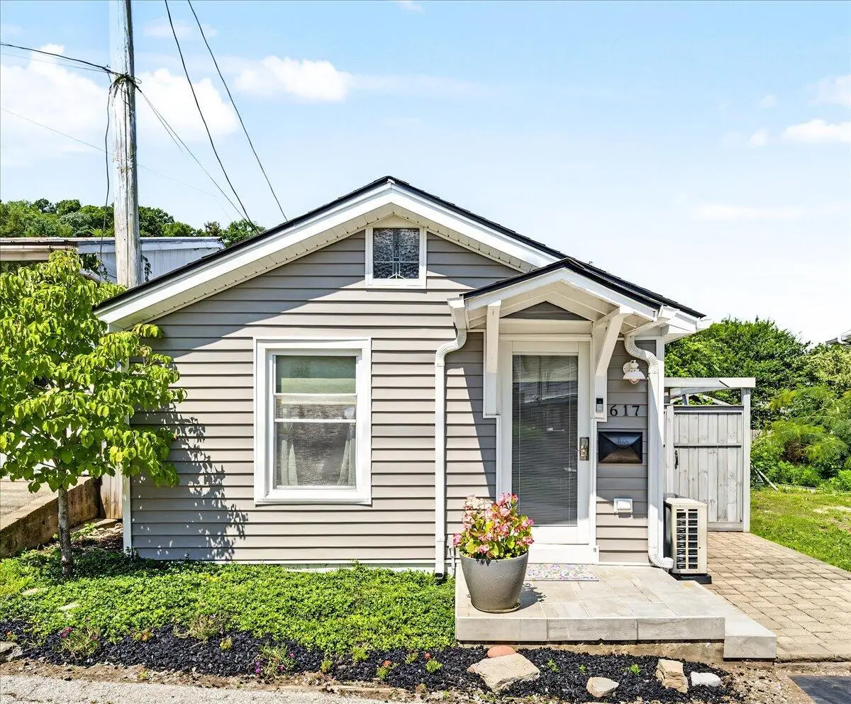 617 Shaw Lane, Frankfort, KY 40601 - #1
