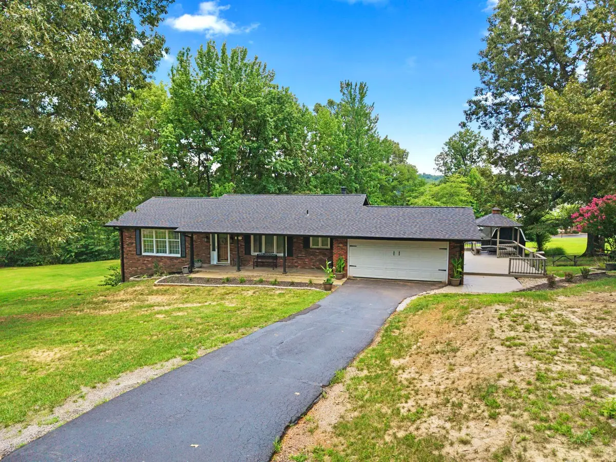 359 Ironwood Drive, Calvert City, KY 42029 - #1