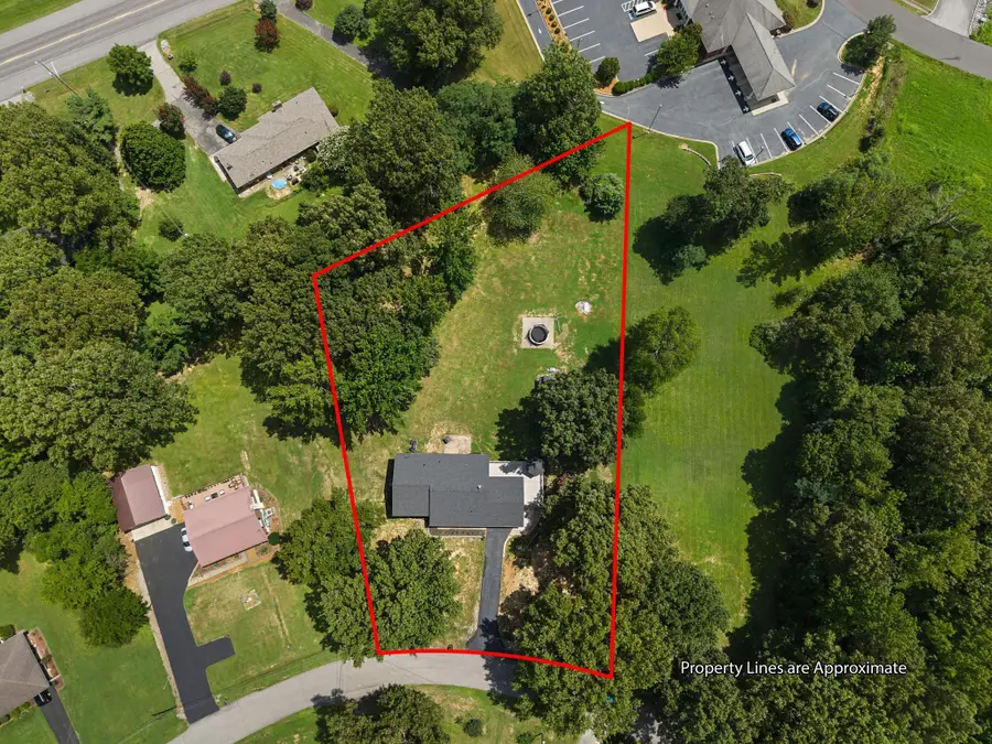 359 Ironwood Drive, Calvert City, KY 42029 - #3
