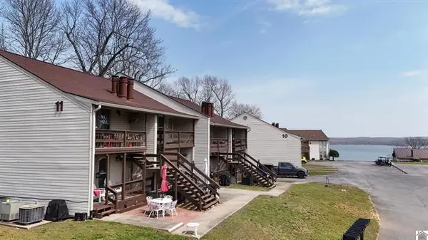 328 Champion Hills Road #11A, Kuttawa, KY 42055