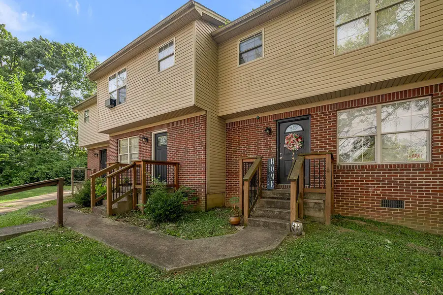 341-345 Carolina Avenue, Winchester, KY 40391 - #2
