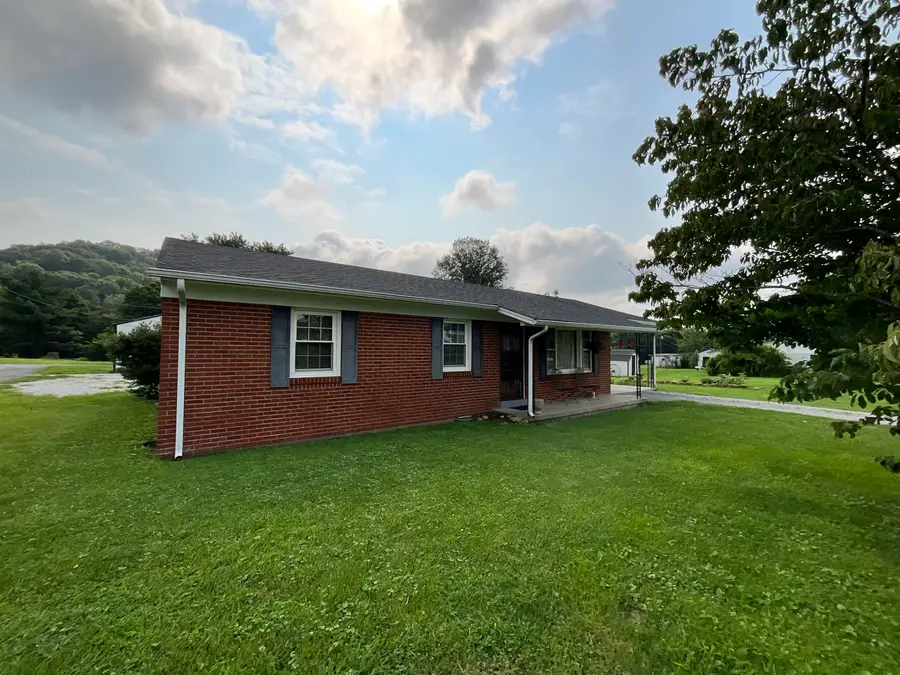 3186 Ky-198, Hustonville, KY 40437 - #2