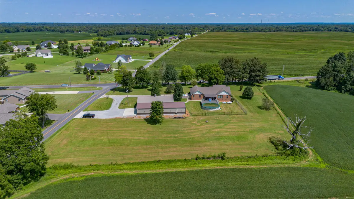 11160 Kentucky 286, West Paducah, KY 42086 - #1