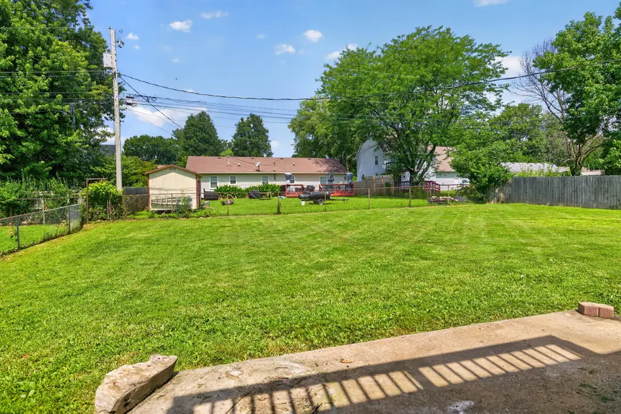 522 Sheffield Drive, Versailles, KY 40383 - #3
