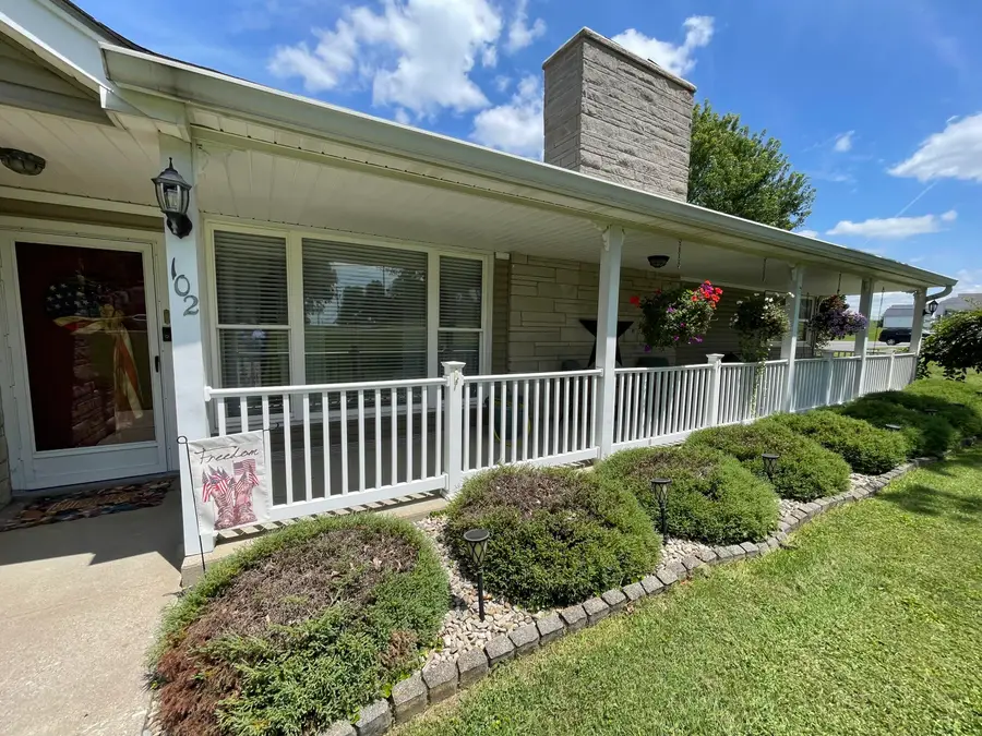 102 Maplewood Drive, Lancaster, KY 40444 - #3