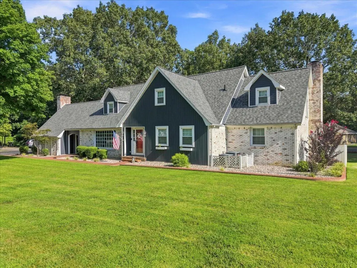 100 Kaywood Drive, Benton, KY 42025 - #1