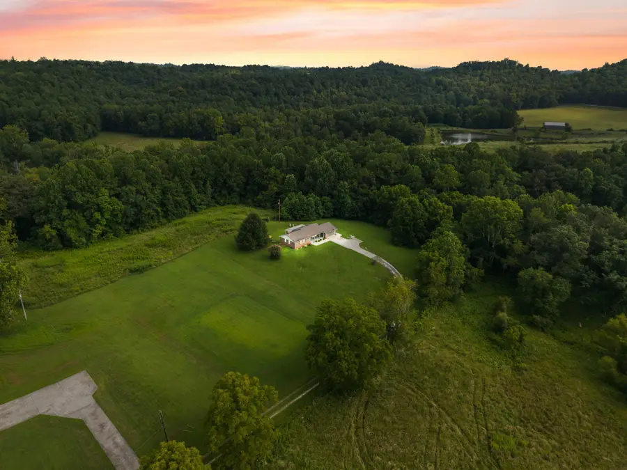 315 Hieronymus Loop, Beattyville, KY 41311 - #3