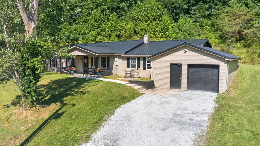 7045 White Oak Road, Junction City, KY 40440 - #2