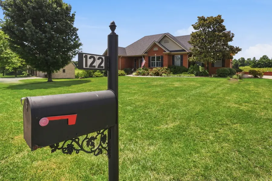 122 Squires Pointe Road, Paris, KY 40361 - #3