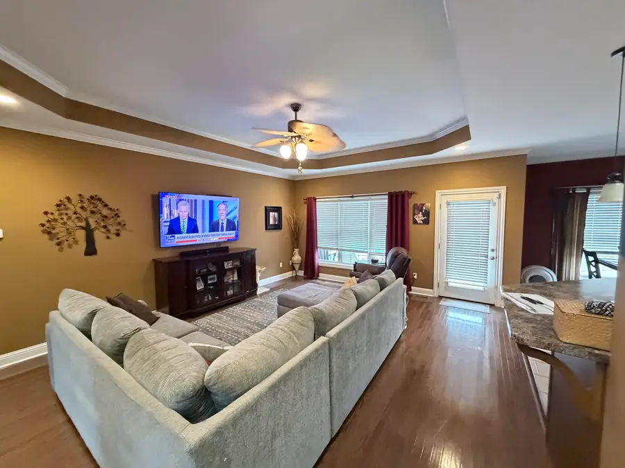 121 Pioneer Lane, Calvert City, KY 42029 - #3