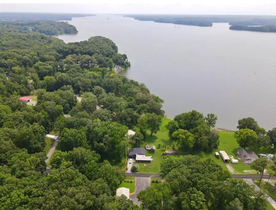 785 Rockcastle Lakeshore Drive, Cadiz, KY 42211 - #2