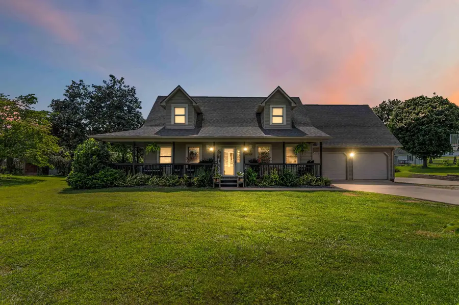 3010 Mountain Springs Drive, London, KY 40744 - #2