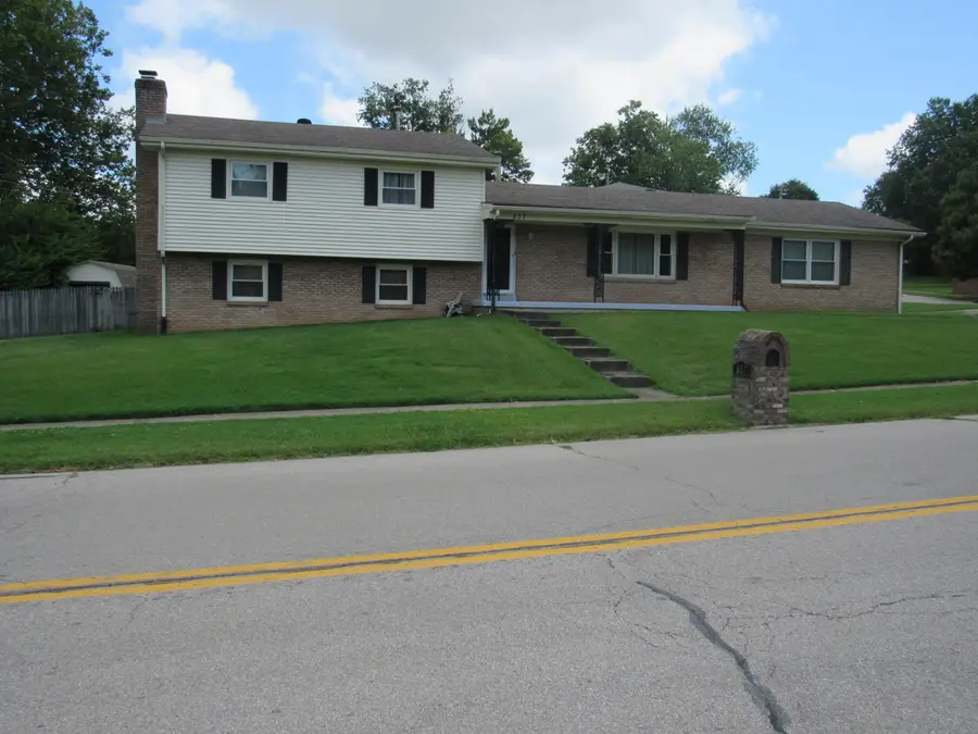 637 Cromwell Way, Lexington, KY 40503 - #2