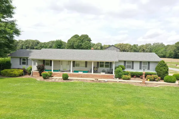 6035 Cunningham Road, West Paducah, KY 42086