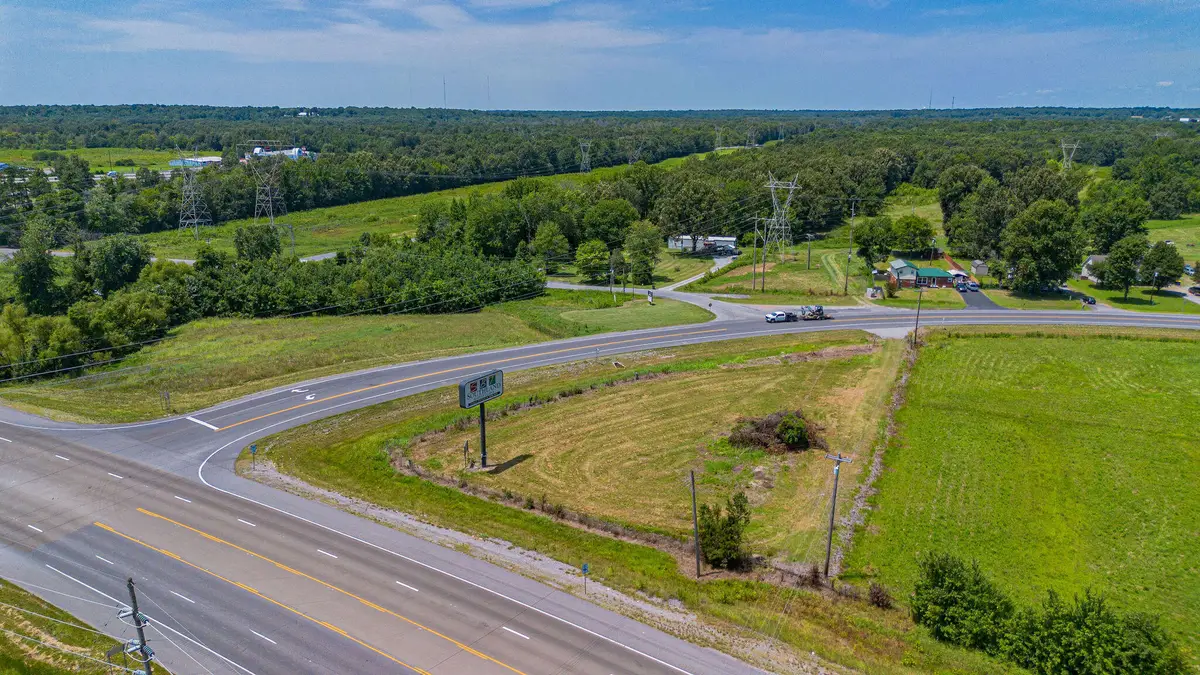 2900 John L Puryear Drive, Paducah, KY 42003 - #1
