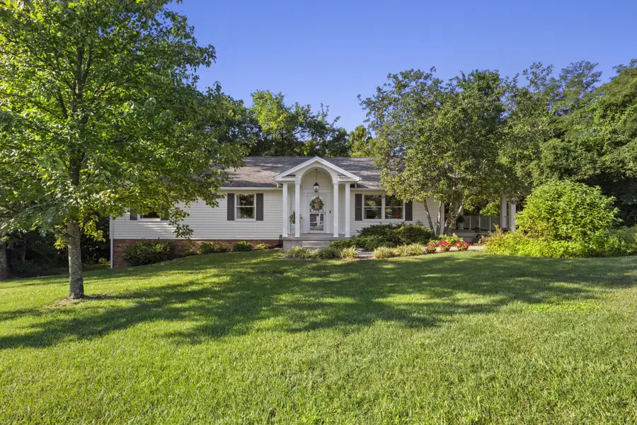 1005 Pin Oak Drive, Frankfort, KY 40601 - #3