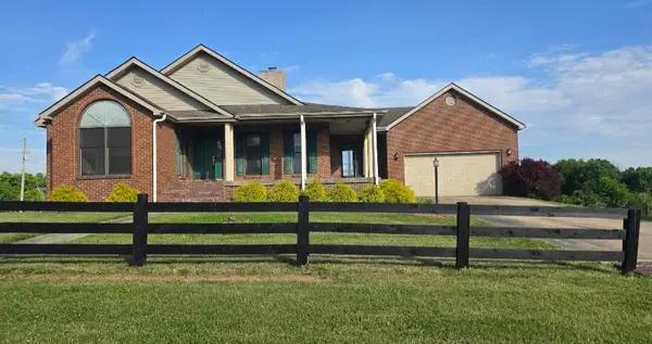 3884. Stepstone Road, Owingsville, KY 40360