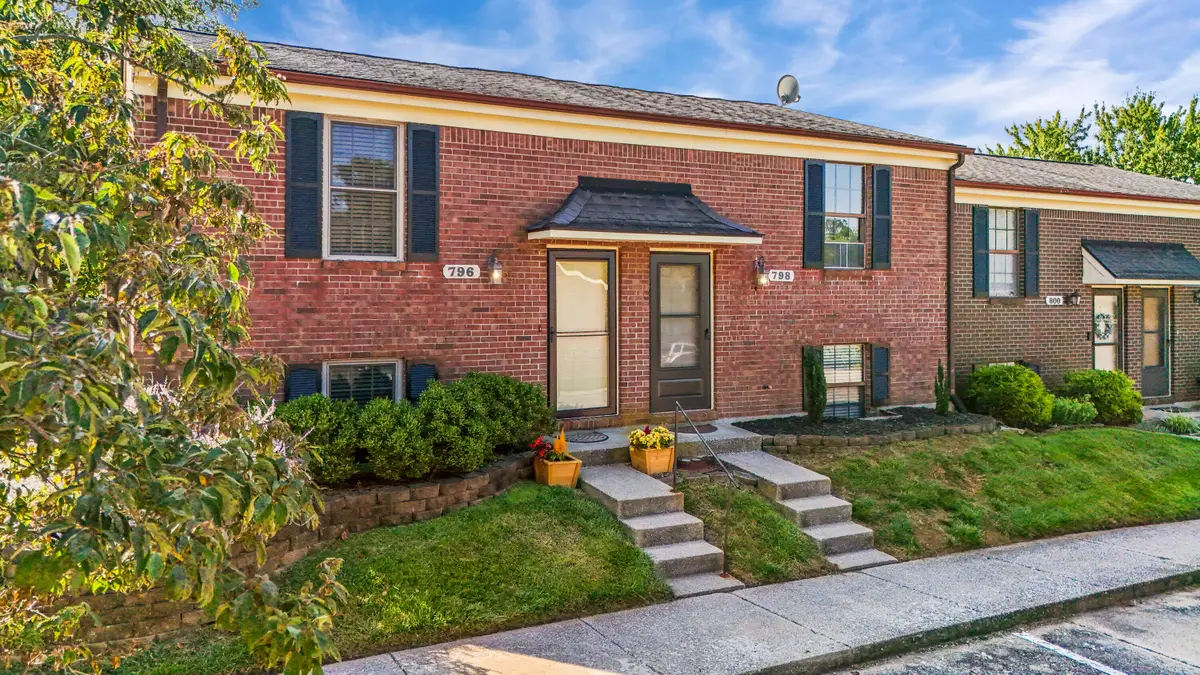 798 Spring Meadows Drive, Lexington, KY 40504 - #1
