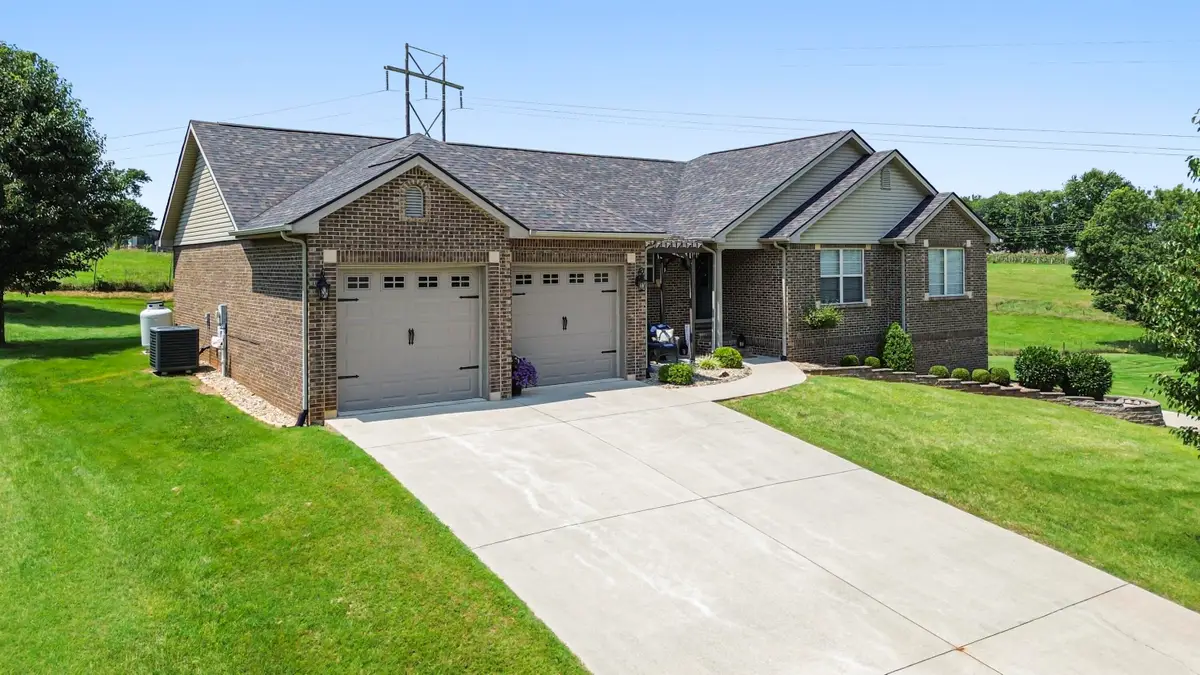 604 Whisper Woods Drive, Somerset, KY 42503 - #1