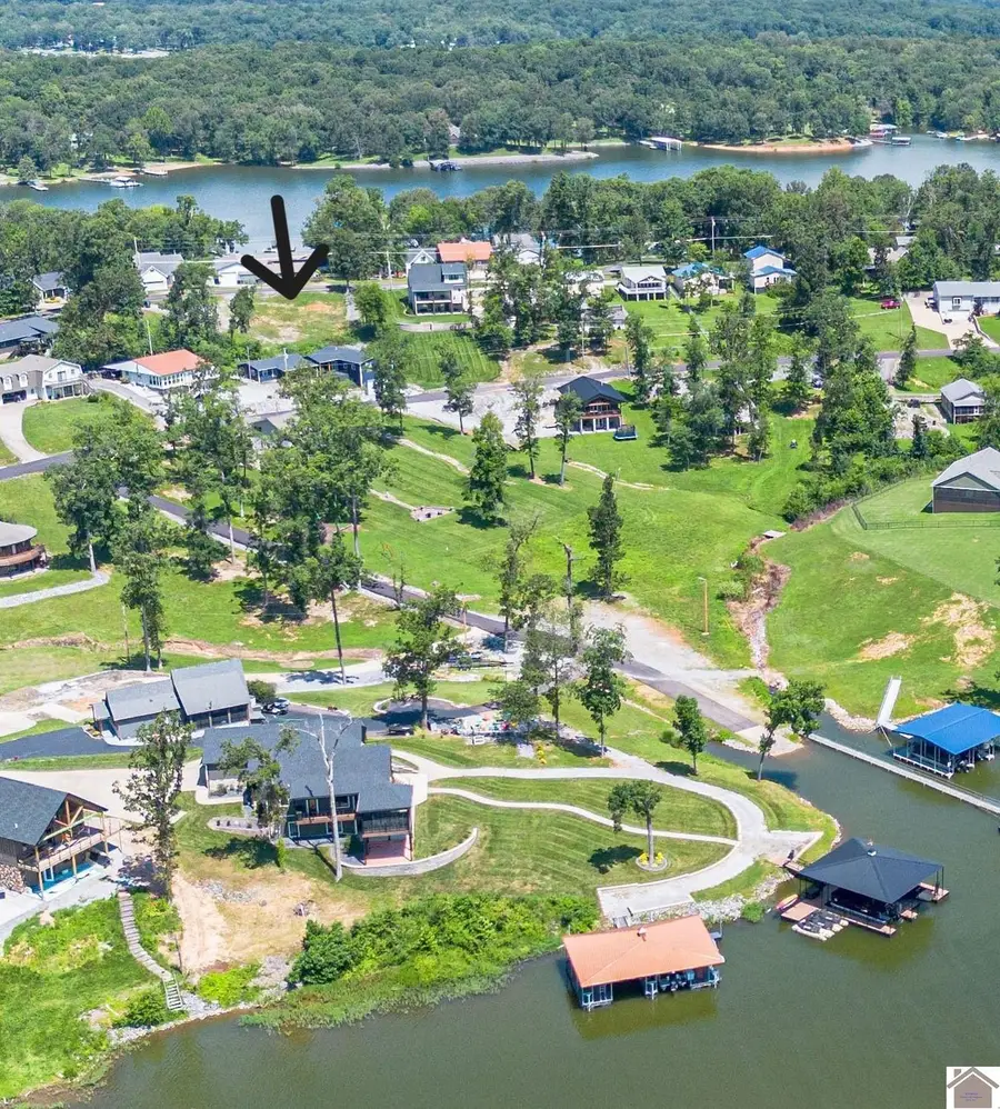 522 Cambridge Shores Drive Drive #8 & 9, Gilbertsville, KY 42044 - #2