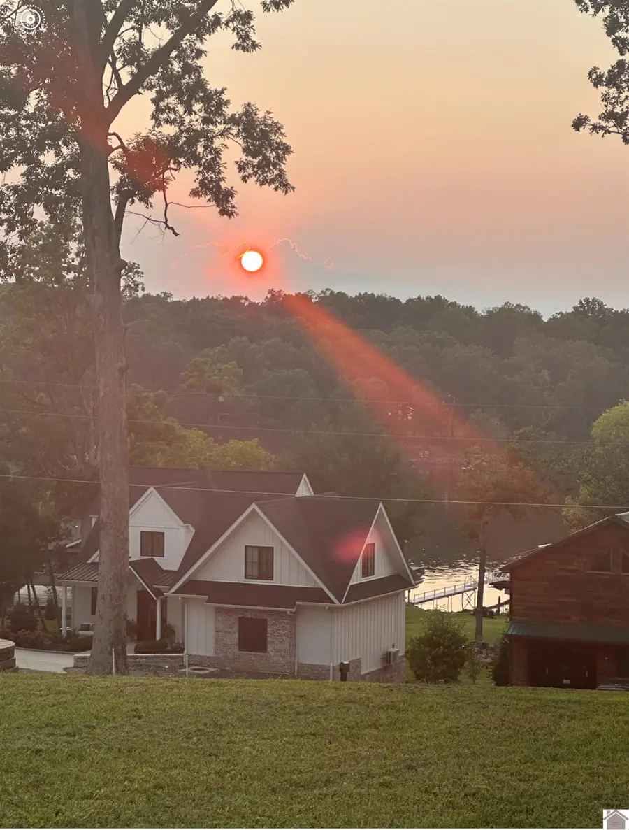 522 Cambridge Shores Drive Drive #8 & 9, Gilbertsville, KY 42044 - #3