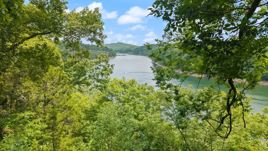 217 S Riverwood Road, Bronston, KY 42518 - #3