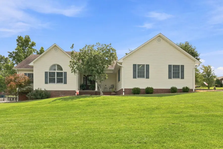 843 Beaumont Avenue, Harrodsburg, KY 40330 - #3