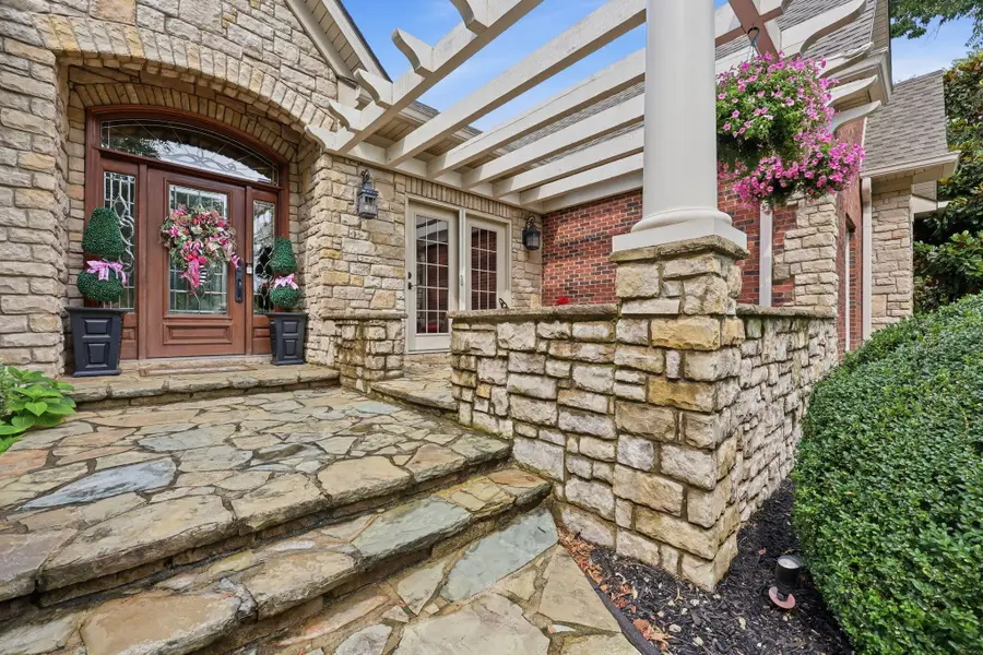 203 Stonegate Drive, Nicholasville, KY 40356 - #2